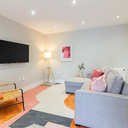 Guestready - Encantando O Apartamento 2Br No Newmarket Hall Дублин Экстерьер фото