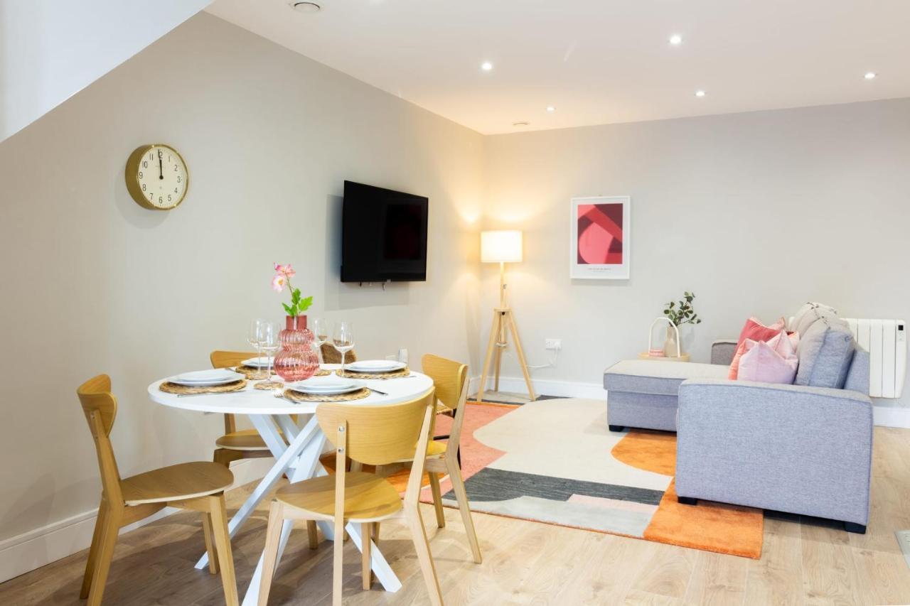Guestready - Encantando O Apartamento 2Br No Newmarket Hall Дублин Экстерьер фото